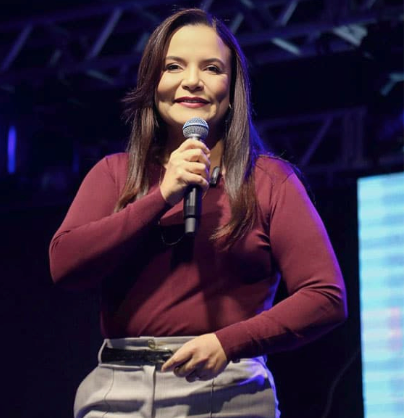 Dra. Andréa Vermont